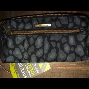 Travelon RDID Cheetah Wristlet Wallet - NWT